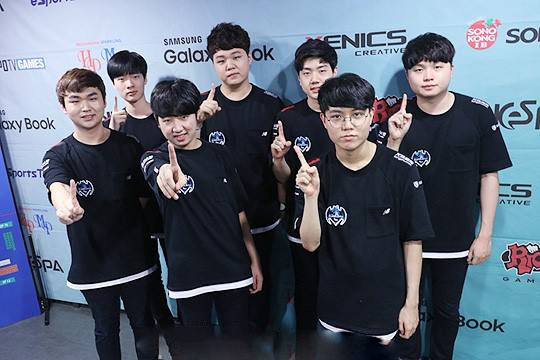 电竞比分KC打野谈TES：TES的策略非常好猜 亚洲队伍大多不会打艾翁