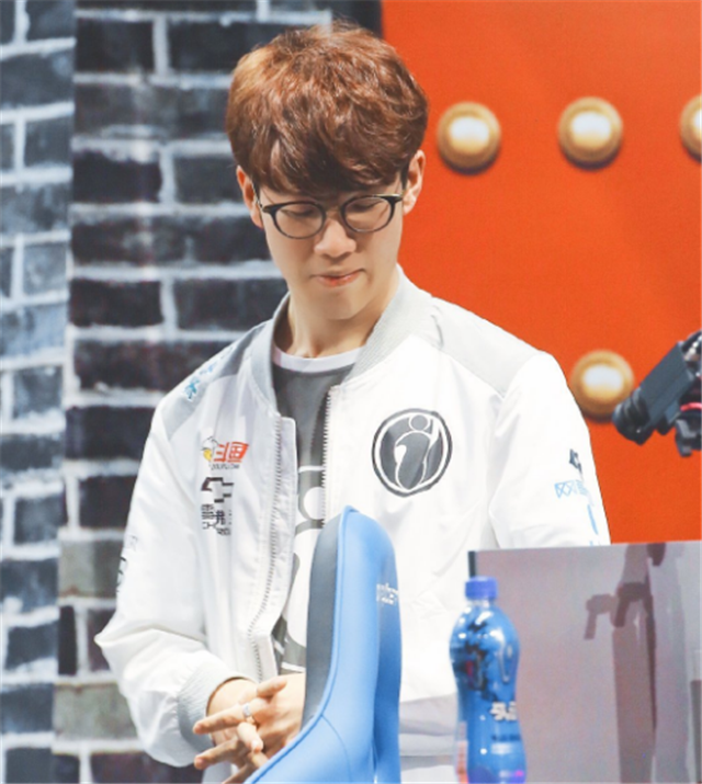 The MongolZ 首先在 IEM Cologne 2025 达成季后赛资格