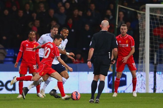 CBA揭幕战半场：布朗&塔克合砍25分，广厦51-41山西（CBA揭幕战半场战报：广厦51-41领先山西，布朗与塔克合砍25分）